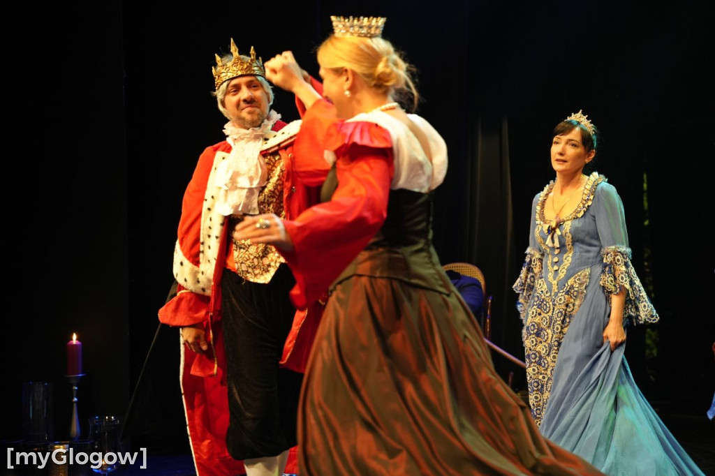 Rodzice na scenie w głogowskim teatrze