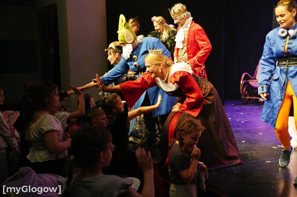 Rodzice na scenie w głogowskim teatrze