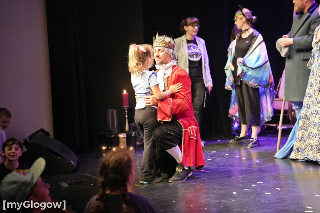 Rodzice na scenie w głogowskim teatrze