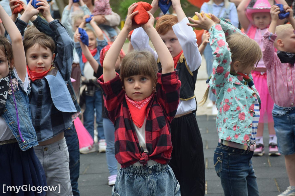 Dziki Zachód - piknik w PP nr 9 w Głogowie