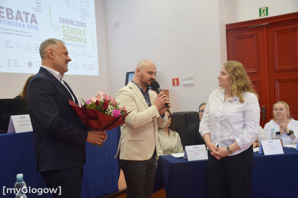 Empatia czy wiedza? Debata w PANS w Głogowie