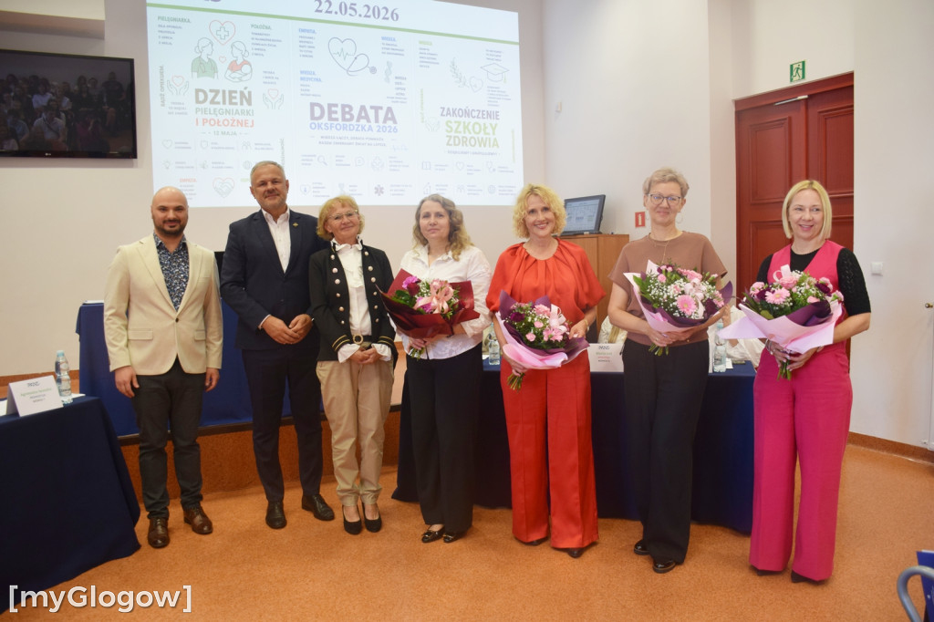 Empatia czy wiedza? Debata w PANS w Głogowie