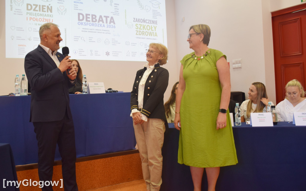 Empatia czy wiedza? Debata w PANS w Głogowie