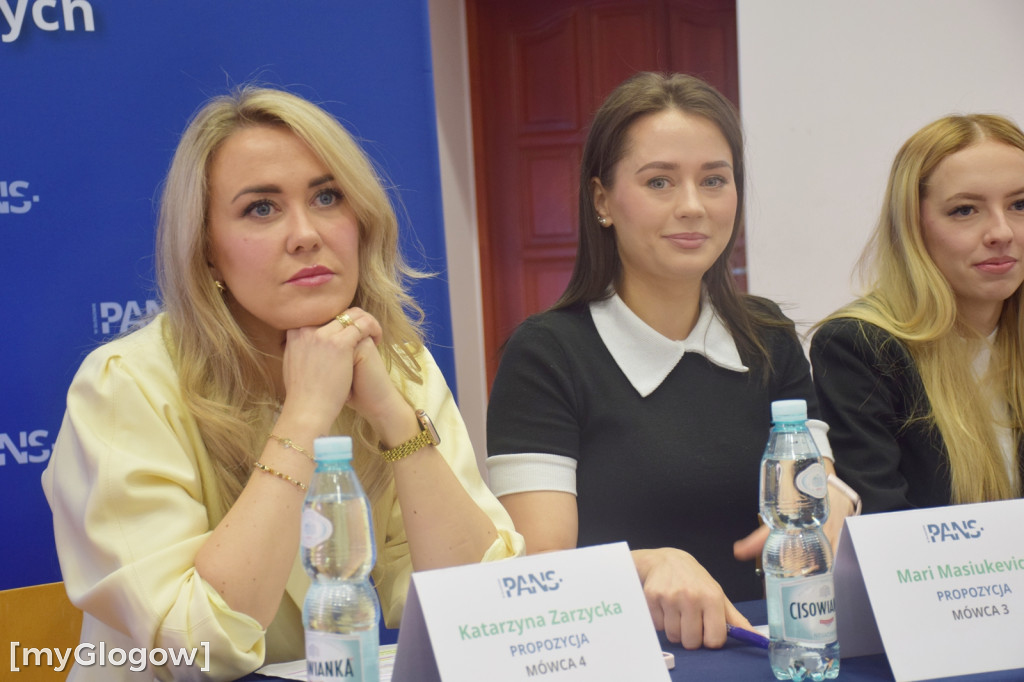 Empatia czy wiedza? Debata w PANS w Głogowie