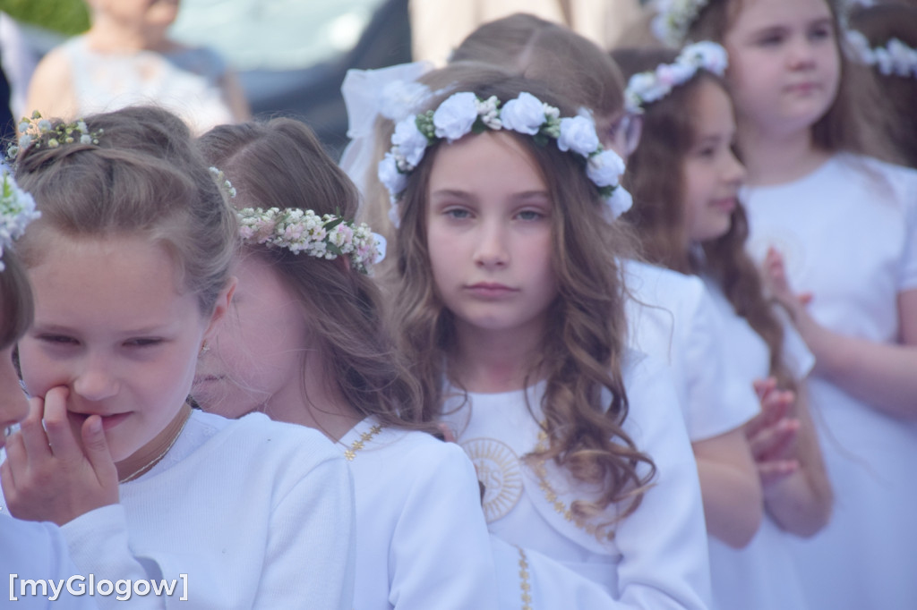 Pierwsza komunia w kościele na os. Kopernik