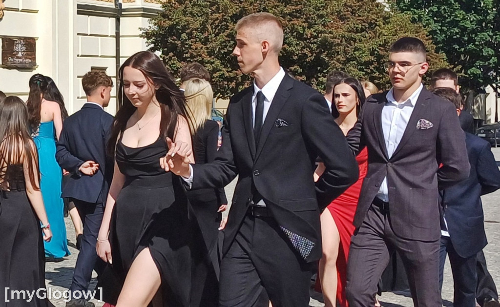 Polonez SP 2 na głogowskim rynku