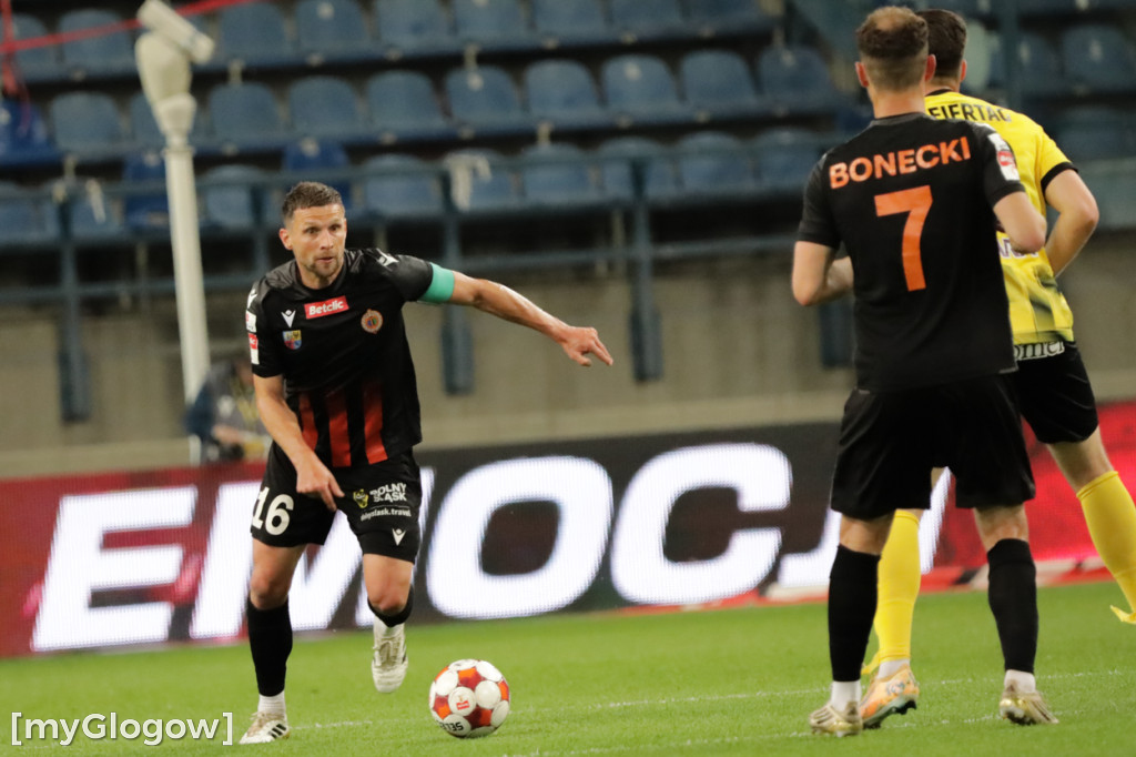 Chrobry grał z Wieczystą w finale baraży