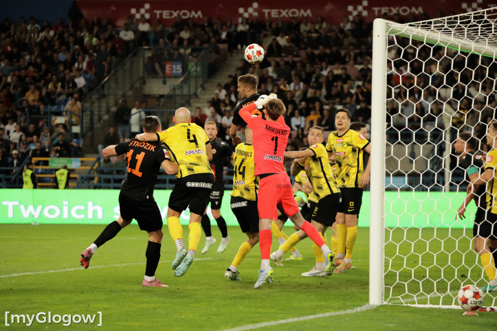 Chrobry grał z Wieczystą w finale baraży