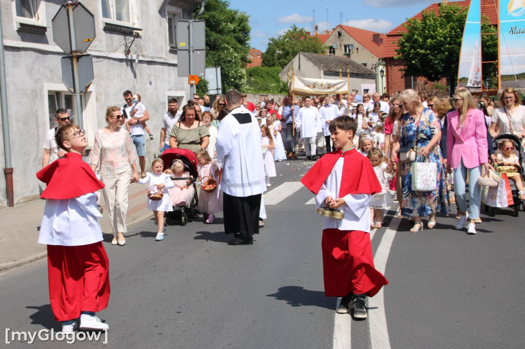 Procesja ulicami Sławy