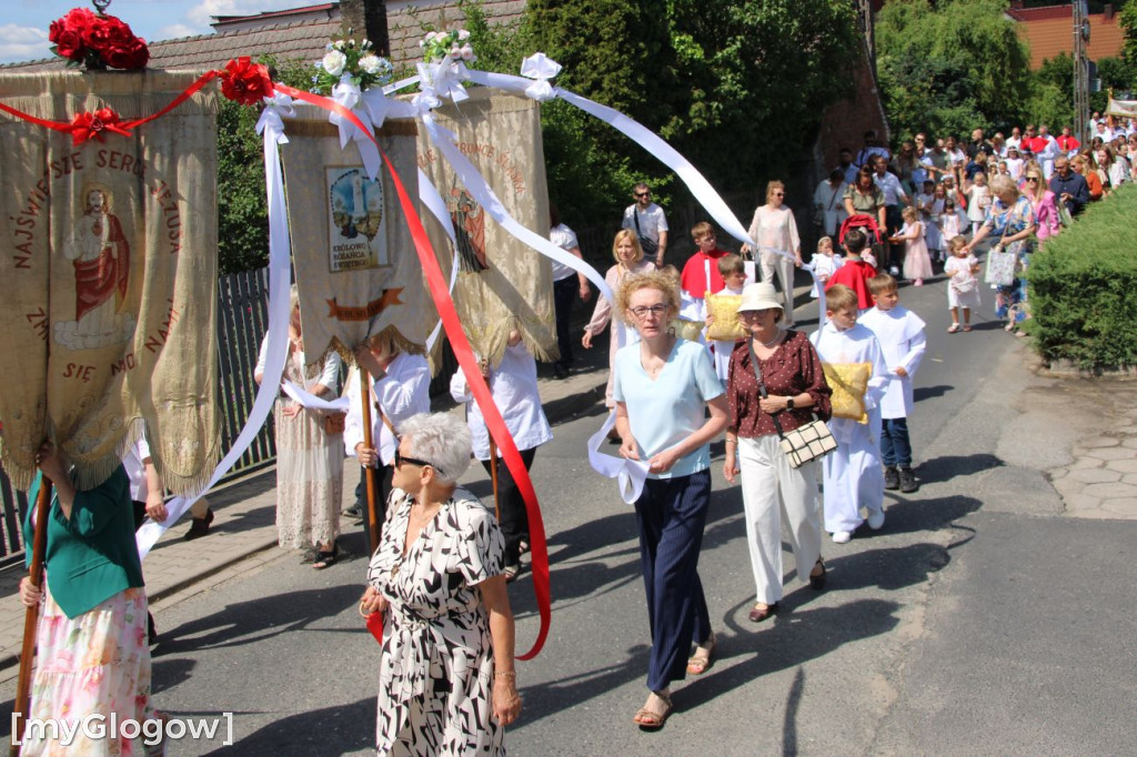 Procesja ulicami Sławy