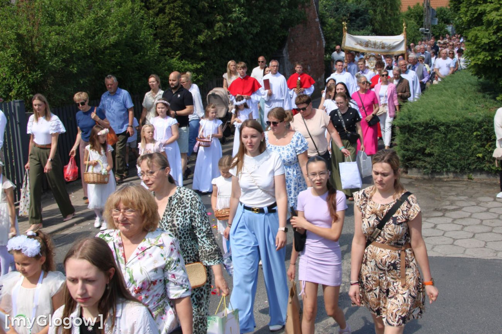 Procesja ulicami Sławy