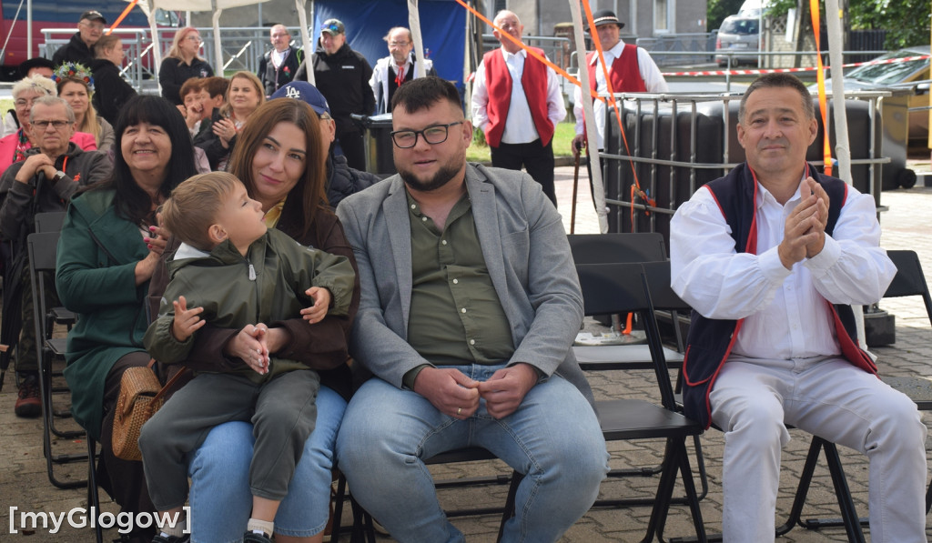Przegląd na ludowo w Jaczowie