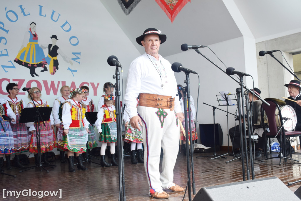 Przegląd na ludowo w Jaczowie