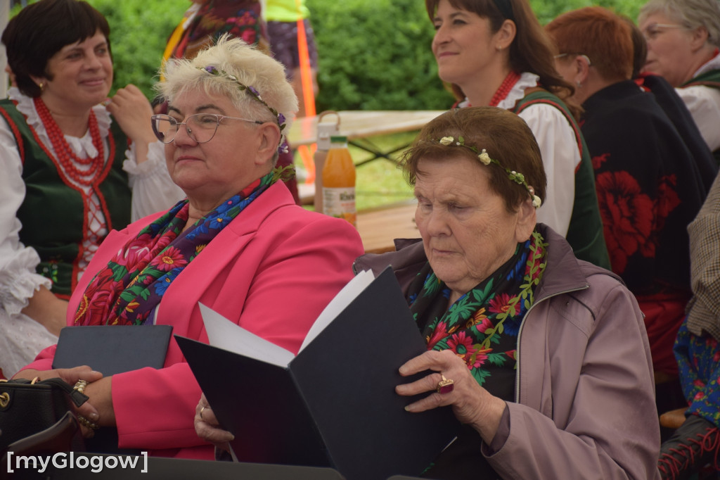 Przegląd na ludowo w Jaczowie