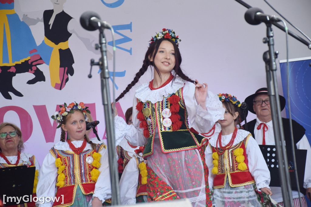 Przegląd na ludowo w Jaczowie