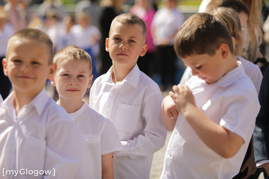 Polonez przedszkolaków na rynku w Głogowie