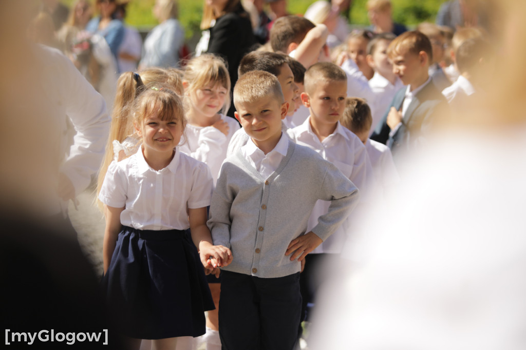 Polonez przedszkolaków na rynku w Głogowie