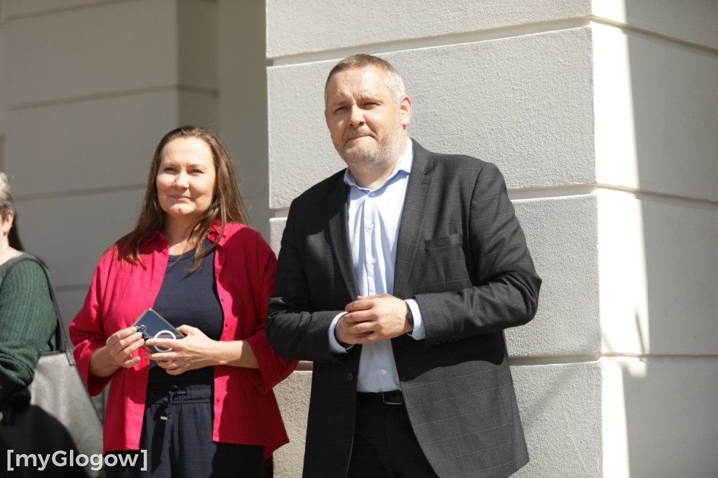 Polonez przedszkolaków na rynku w Głogowie