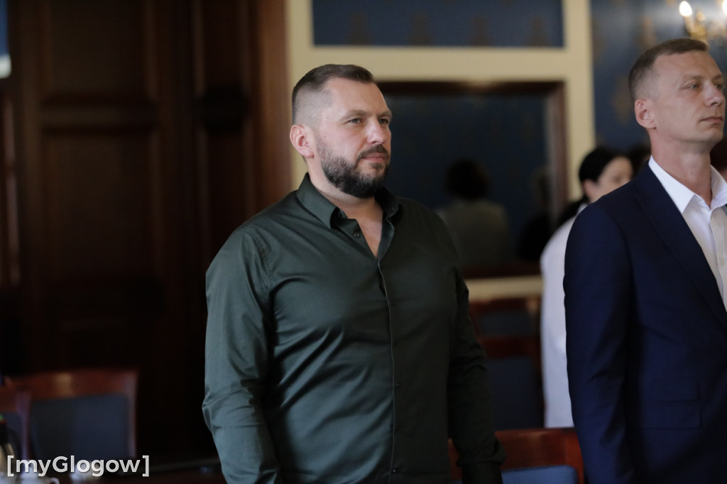 Sesja w Głogowie i dyskusja o cenach śmieci