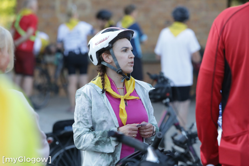 Pielgrzymi ruszyli rowerami do Częstochowy