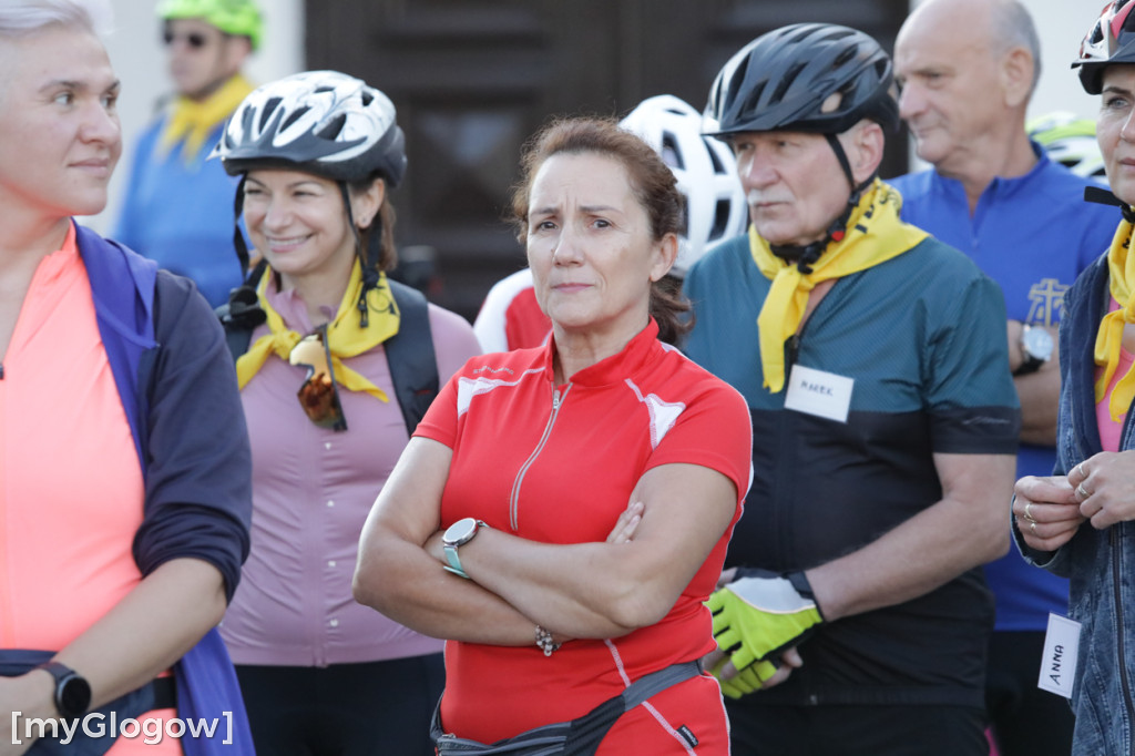Pielgrzymi ruszyli rowerami do Częstochowy