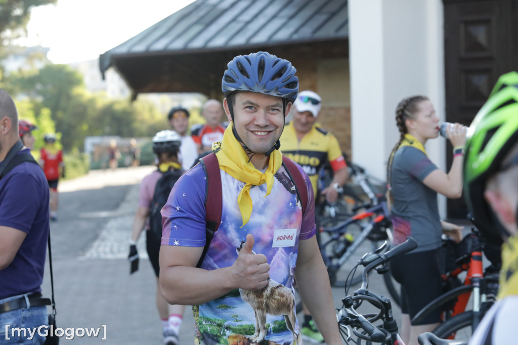 Pielgrzymi ruszyli rowerami do Częstochowy
