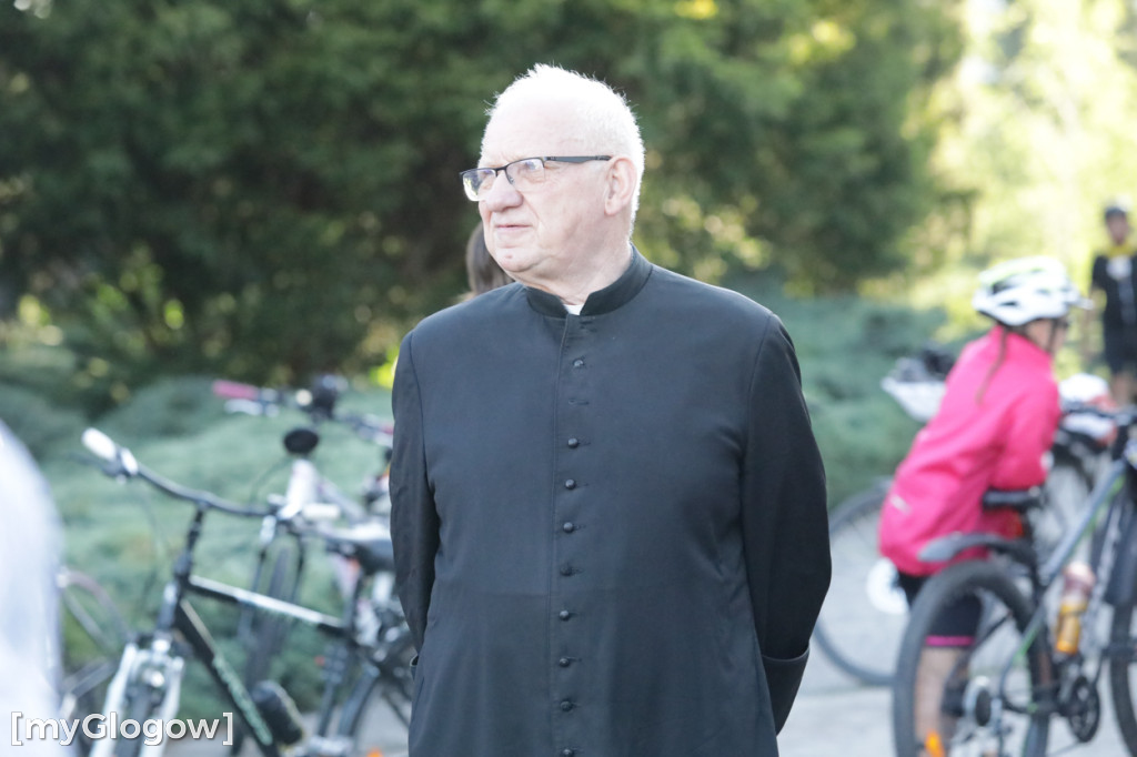 Pielgrzymi ruszyli rowerami do Częstochowy