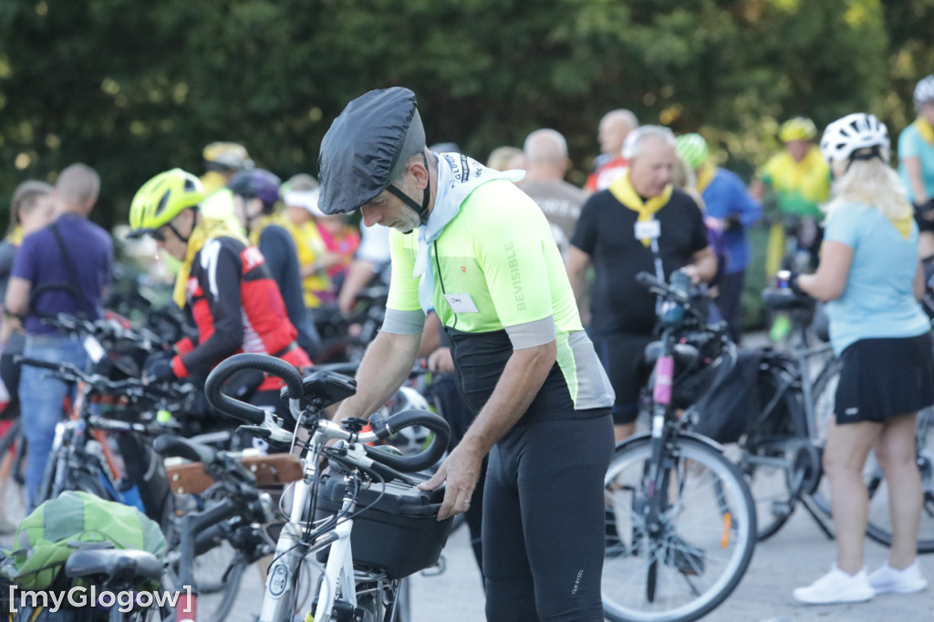 Pielgrzymi ruszyli rowerami do Częstochowy