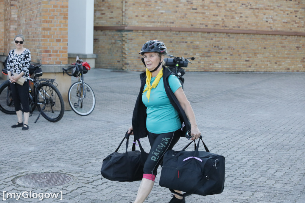Pielgrzymi ruszyli rowerami do Częstochowy