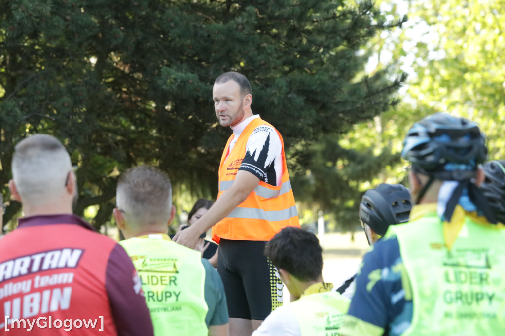 Pielgrzymi ruszyli rowerami do Częstochowy