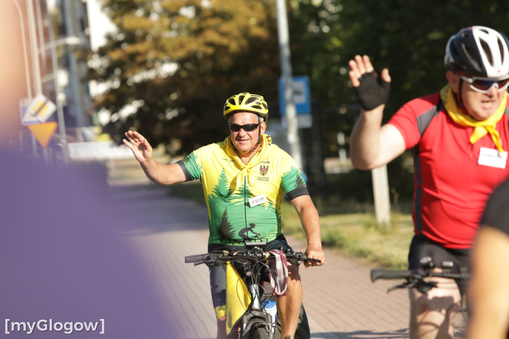 Pielgrzymi ruszyli rowerami do Częstochowy