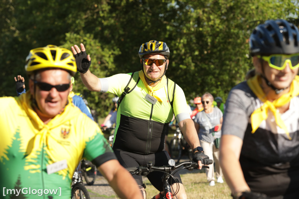 Pielgrzymi ruszyli rowerami do Częstochowy