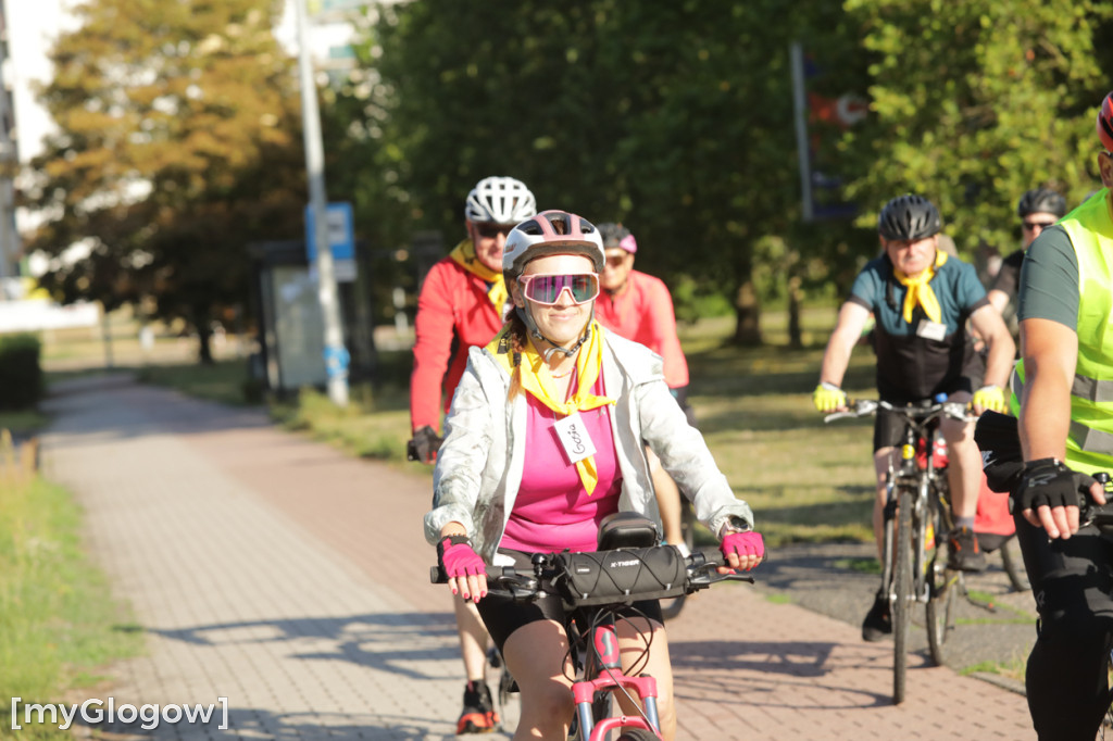 Pielgrzymi ruszyli rowerami do Częstochowy