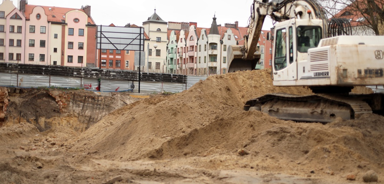 Jeszcze nie ma fundamentów, a już kupują mieszkania. Na Placu Solnym budują nową k