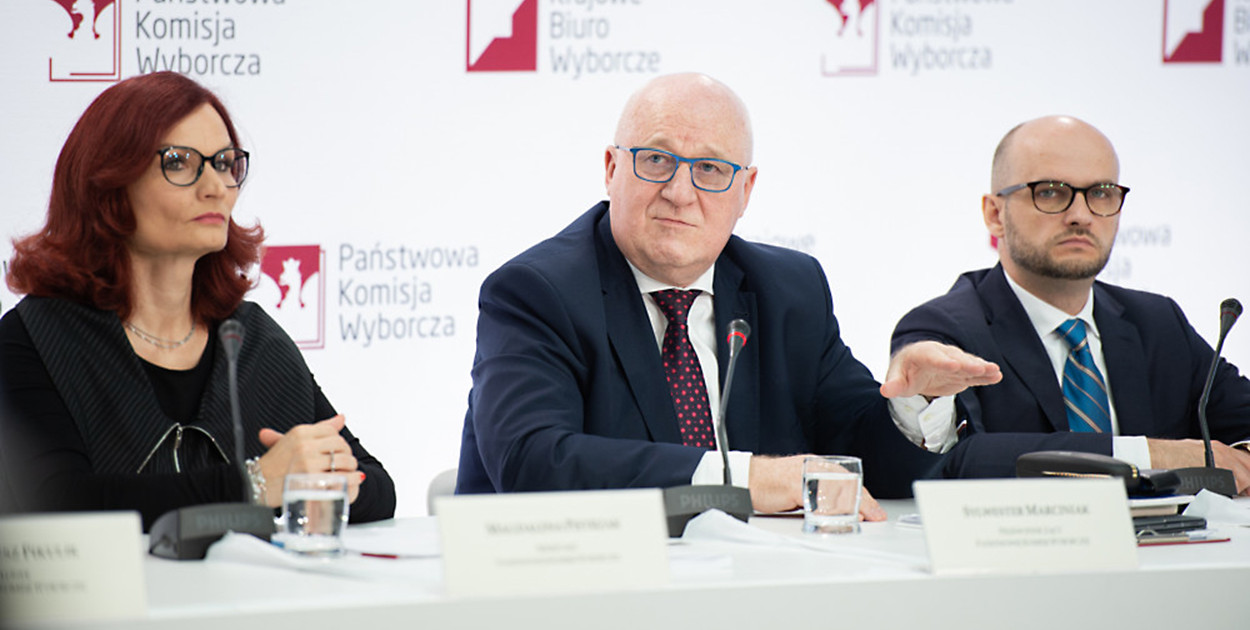 PKW: Częściowe wyniki z prawie 30 proc. obwodów wyborczych