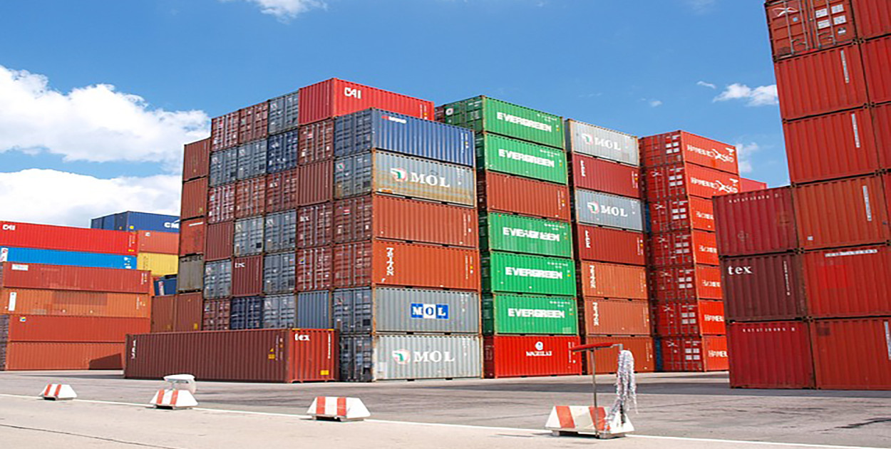 Kontener na gruz i odpady budowlane- na czym polega ta usługa?