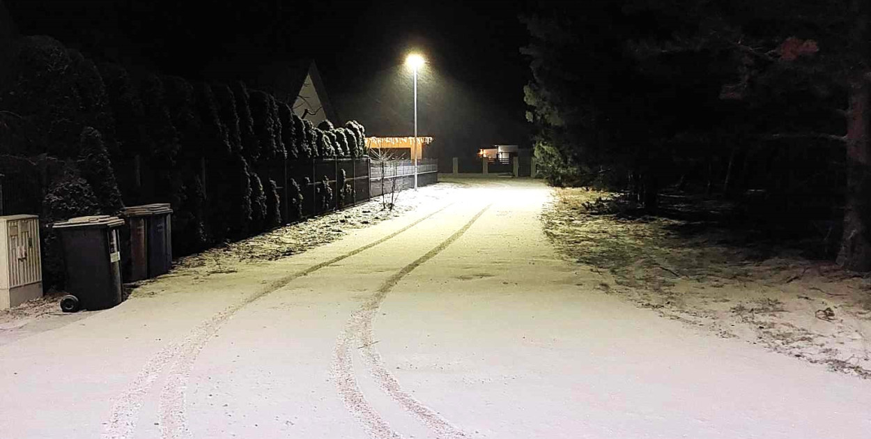 11 nowoczesnych latarni ledowych rozświetla wieś Krzekotówek w gminie Kotla