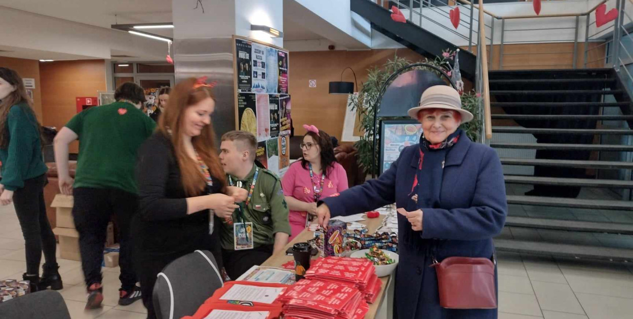 W sztabie WOŚP w MOK w Głogowie drzwi się nie zamykają