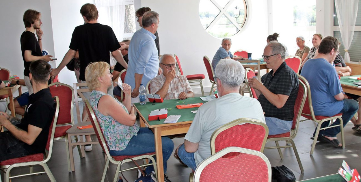 To już koniec brydża. Międzynarodowo w Sławie