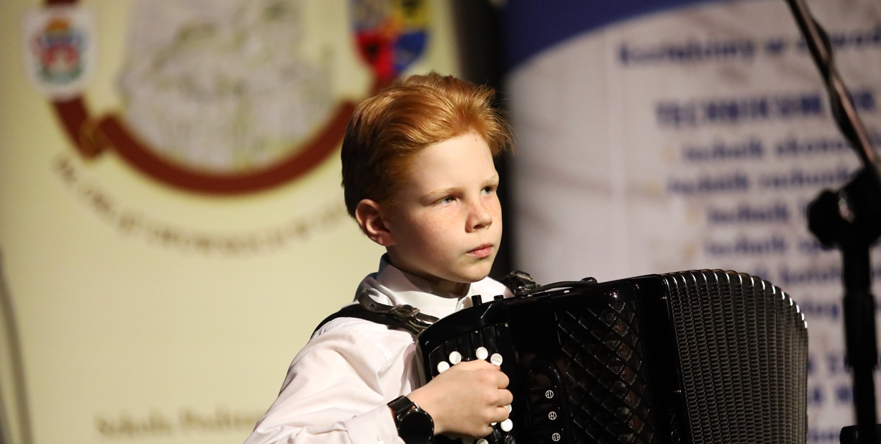 Kresowe piosenki na scenie w teatrze w Głogowie [FOTO]