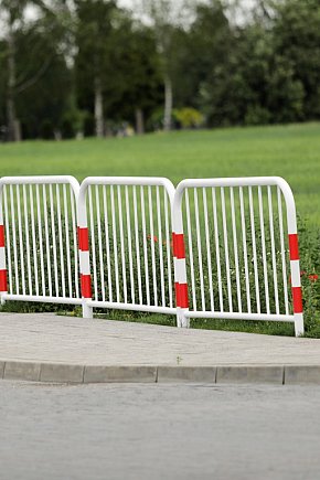 Nowy parking przy cmentarzu otwarty-7329