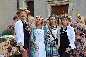 GłogoWianki na dziedzińcu zamku-7425