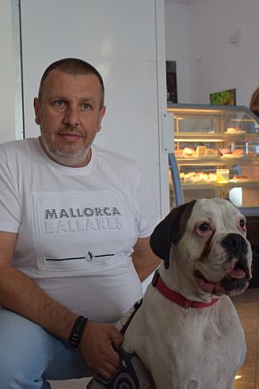 Spotkanie autorskie z Piotrem Kościelnym, pisarzem-7607