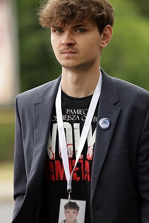 Marsz ciszy ku pamięci ofiar Wołynia w Głogowie-7612