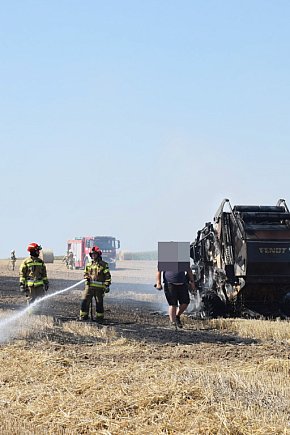 Pożar na polu w Słonem pod Głogowem-7785