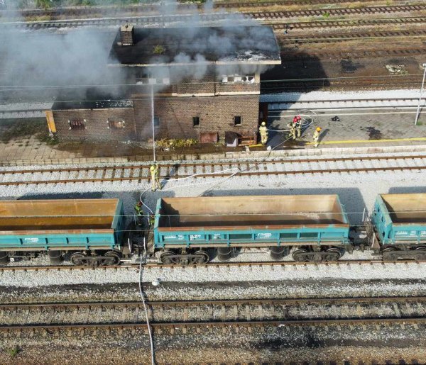 Pożar pustostanu na bocznicy kolejowej w Głogowie-149863
