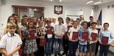 Najzdolniejsi uczniowie w gminie Głogów otrzymali stypendia -149910
