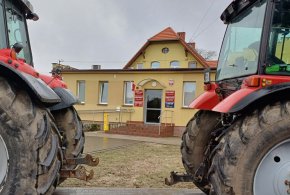 Protest rolników przed urzędem gminy zakończył się kompromisem -155207