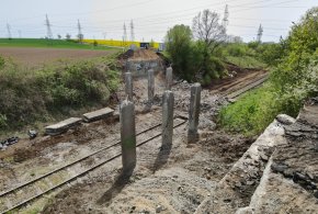 W Żukowicach trwa długo wyczekiwany remont wiaduktu-155843