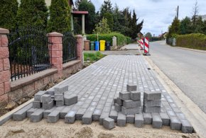 Bezpieczne kroki. Budowa chodnika w Nielubi przynosi poprawę-156202